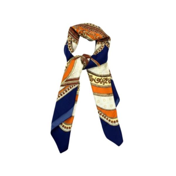 BANDANA 90x90 CON ESTAMPADO CLASICO AZUL