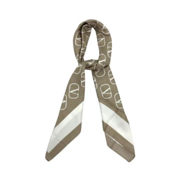 BANDANA 90x90 CON ESTAMPADO MARCA VALENTINO BEIGE