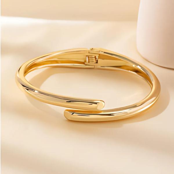 Pulsera DE Acero Rigida Gruesa Dorado