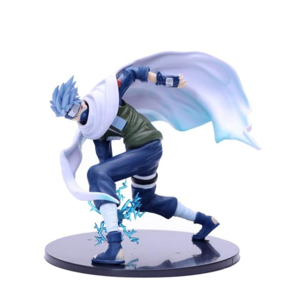 Figura Coleccionable Hatake Kakashi con Capa – Naruto Shippuden (15,5 cm)