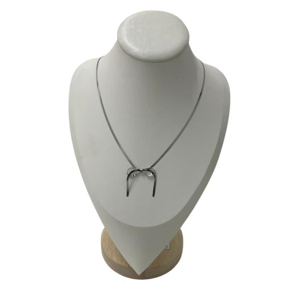 COLLAR DE ACERO DISEÑO LAZO PLATEADO