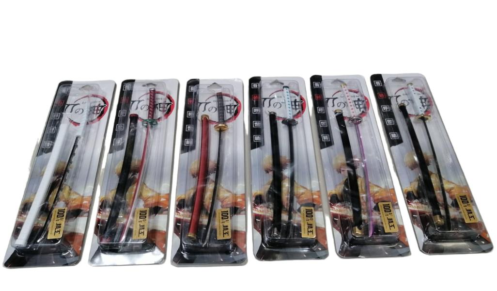 Katana Metalica Kimetsu No Yaiba - Estilos A Elegir 25 Cm 25 Cm