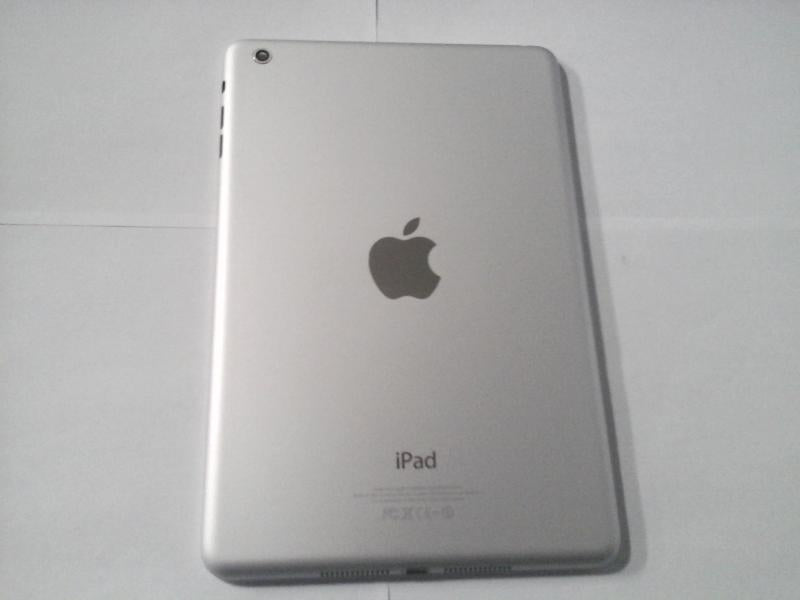 Tapa Ipad Mini 3G A1432 Plateada