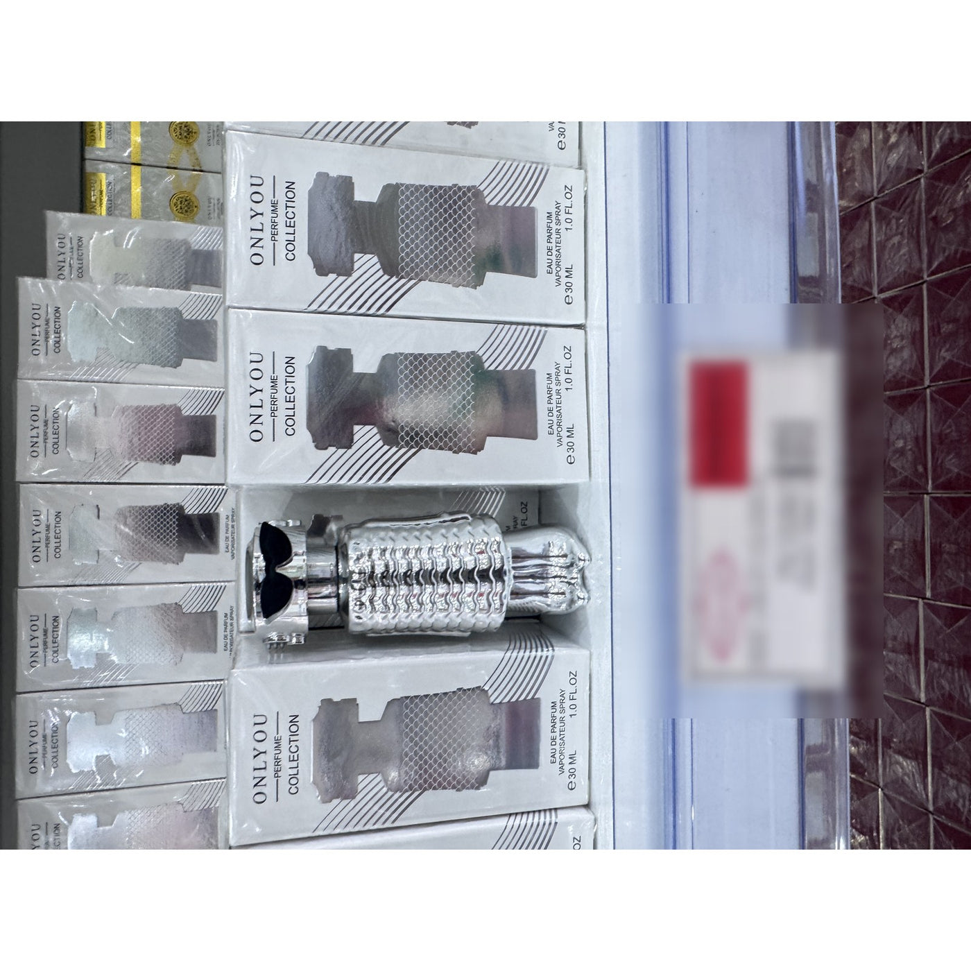 Perfume ONLYOU Collection Eau de Parfum 30ml Frasco Plateado Cromado