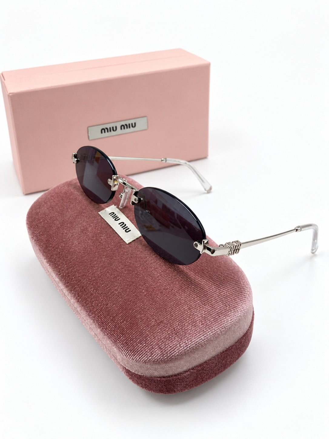 Lentes de Sol Miu Miu A54 Negro