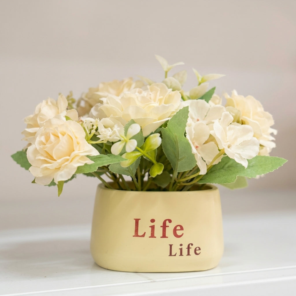 🌸 Planta Artificial con Flores Crema en Maceta Amarilla con Texto Life - foto real 1