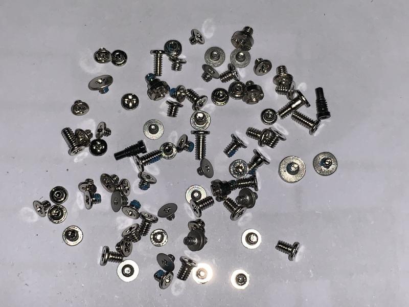Juego De Tornillos Completo Iphone 8G Plus 5.5 Plateado