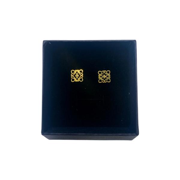 Aretes Loewe  Diseño Logotipo Loewe