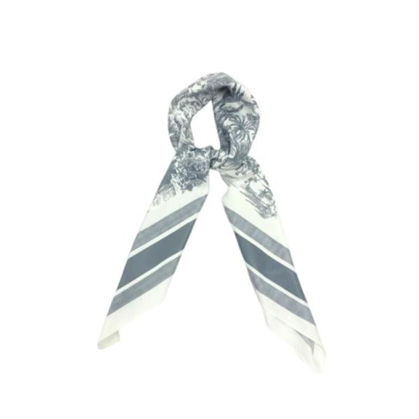 Bandana 90X90 Con Estampado De Selva Gris