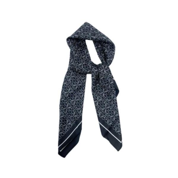 BANDANA 90x90 CON ESTAMPADO MARCA LOEWE NEGRO
