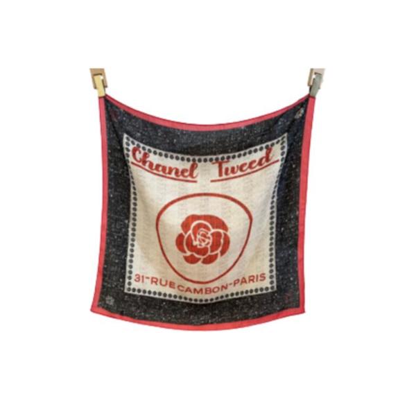 Bandana Con Estampado Marca Chanel