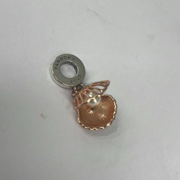 Charm Colgante Concha Y Perla Marina Pandora Ch04