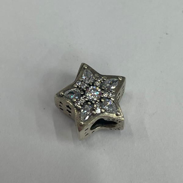 Charm Estrella Con Circonias Pandora Ch01