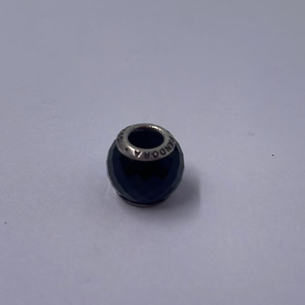 Charm Murano Glass Negro Facetado Pandora  Ch02