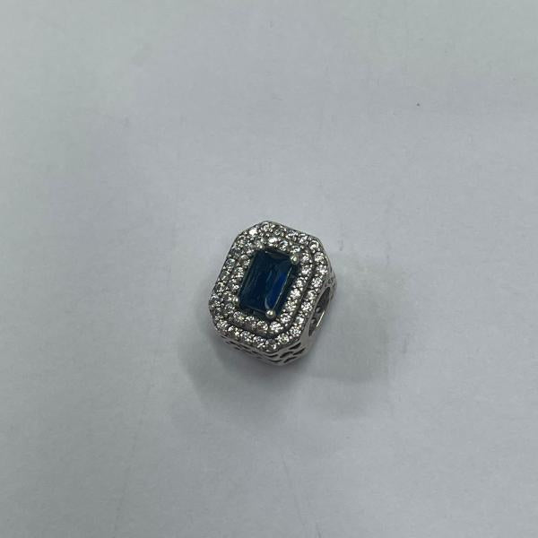 Charm Rectangular Brillante Azul  Pandora Ch02
