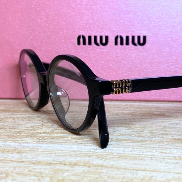 Lentes De Sol Modelo 04Zs Marca Miu Miu Transparente/Negro