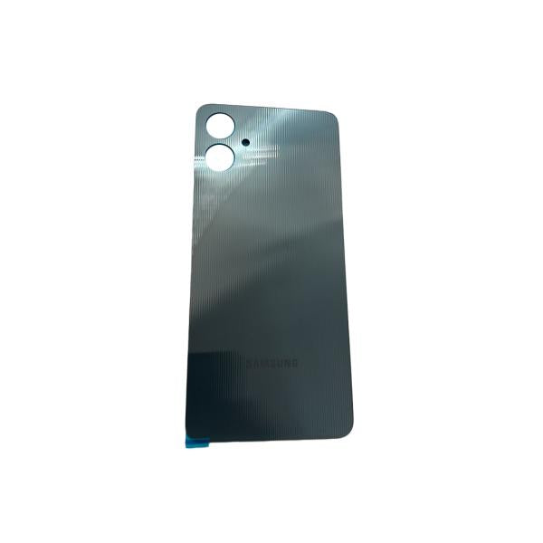 Tapa Samsung Galaxy A06 Negra Sin Marco