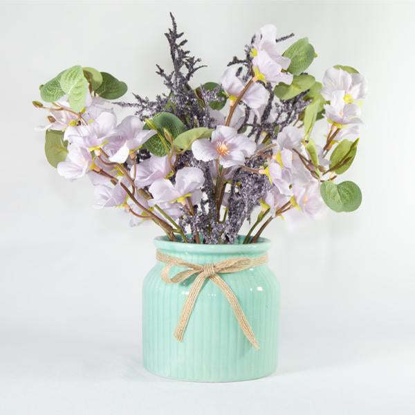 FLORERO CON FLOR DE CEREZO Y EUCALIPTO
