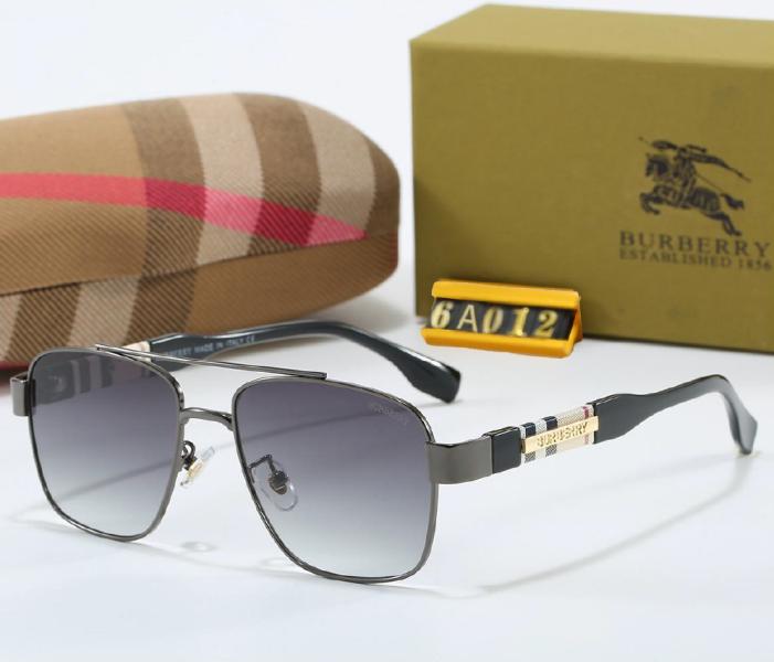 LENTES DE SOL BURBERRY 6A011 GRIS