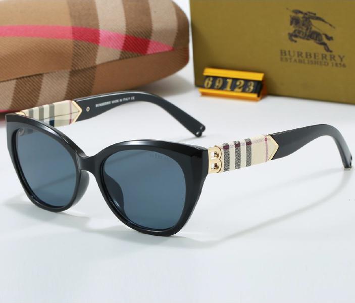 LENTES DE SOL BURBERRY 69123 NEGRO