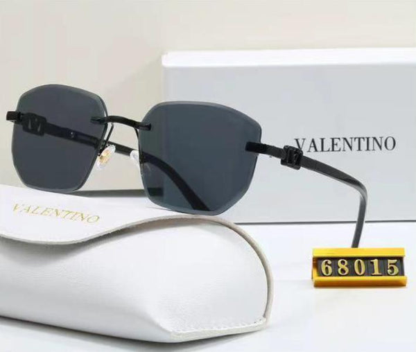 LENTES DE SOL VALENTINO 68015 NEGRO