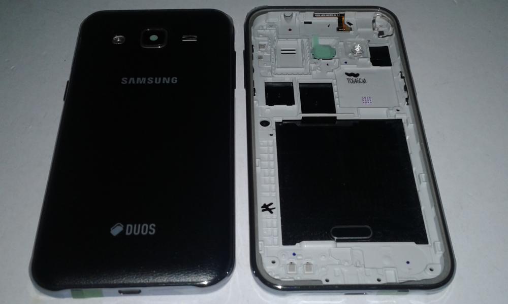 Tapa Samsung Galaxy J2 J200 Negra Con Marco
