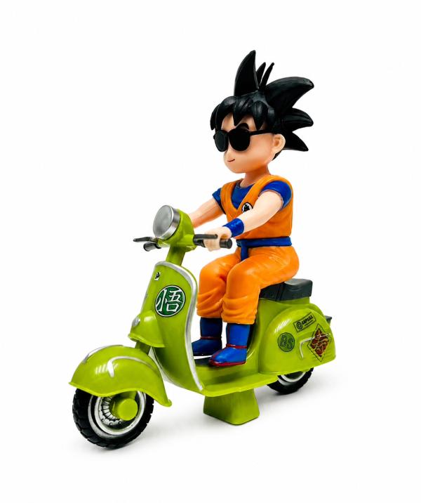 Figura De Goku En Moto - Dragon Ball