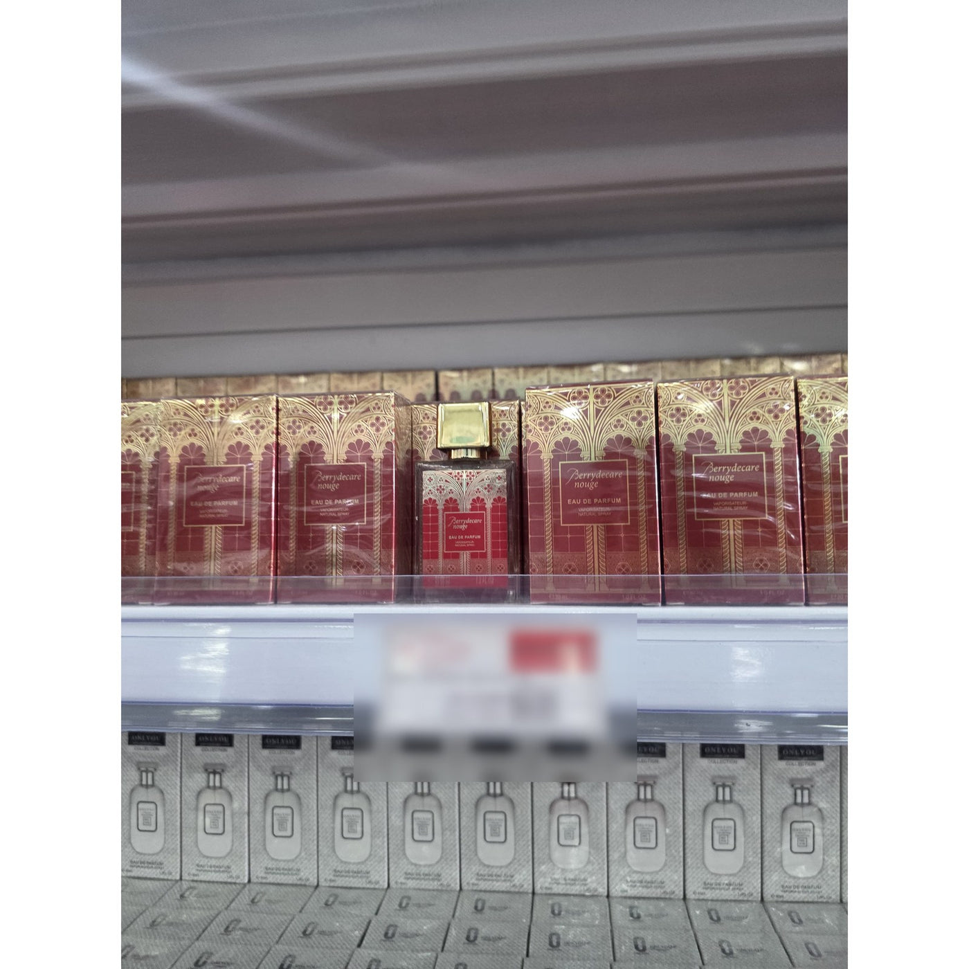 Perfume Berrydecare Nouge Eau de Parfum Natural Spray Frasco Rojo y Dorado
