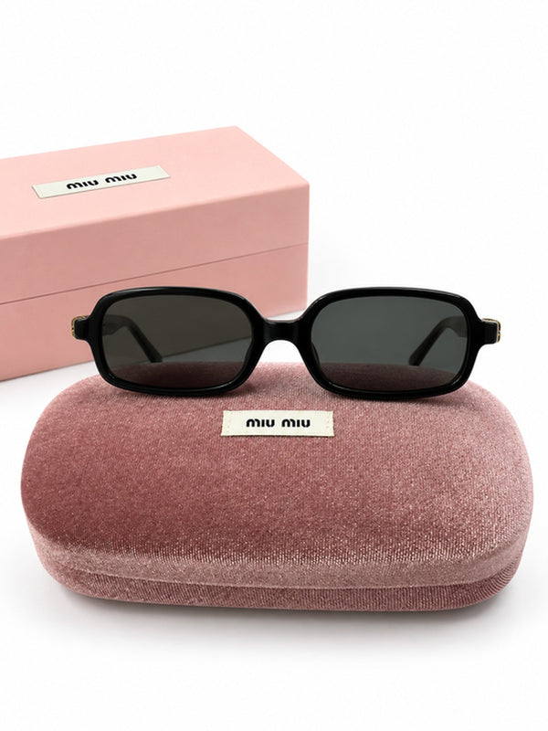Lentes de Sol Miu Miu Rectangulares SMU11ZS-F Negro