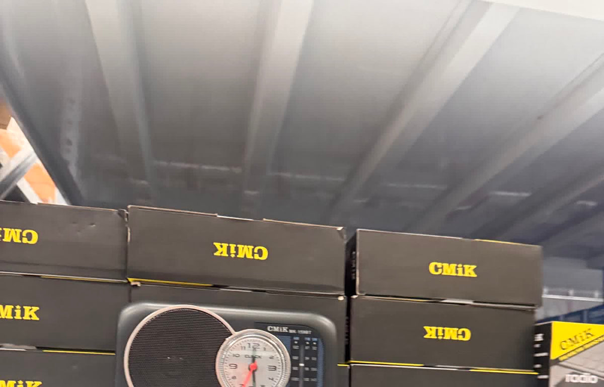⏰ Radio Reloj CMiK con Bluetooth · FM, AM y SW - foto real 1