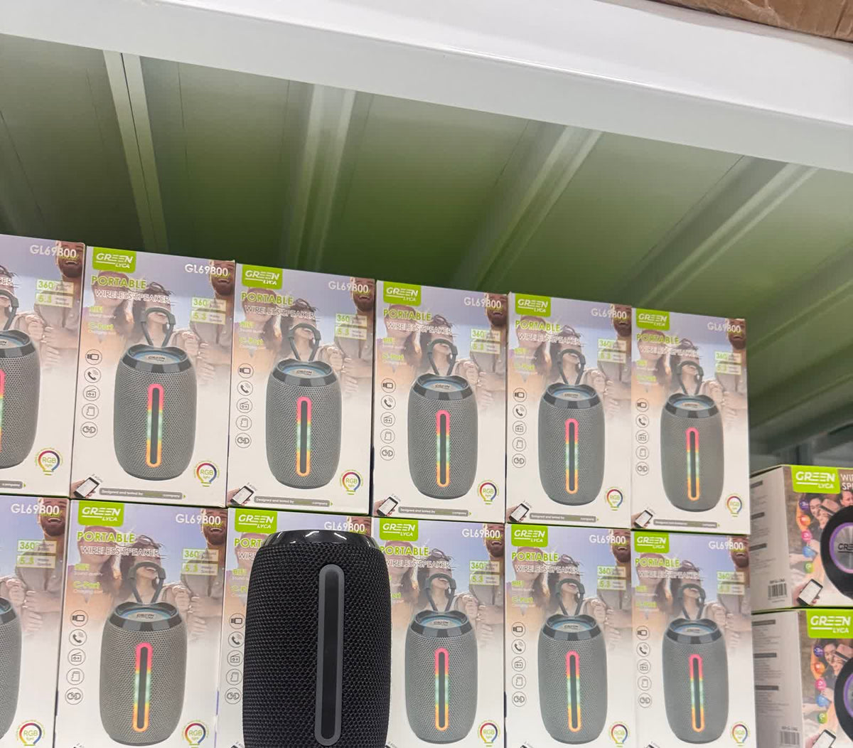 🔊 Parlante Bluetooth GREEN LYCA GL-69800 con Luz RGB - foto real 1